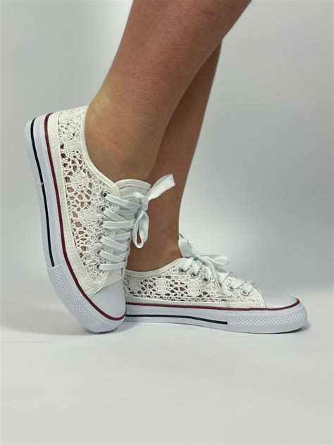 witte adidas sneakers dames met kant
